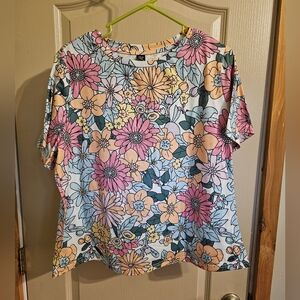 Shein Curve 0XL Floral T Shirt